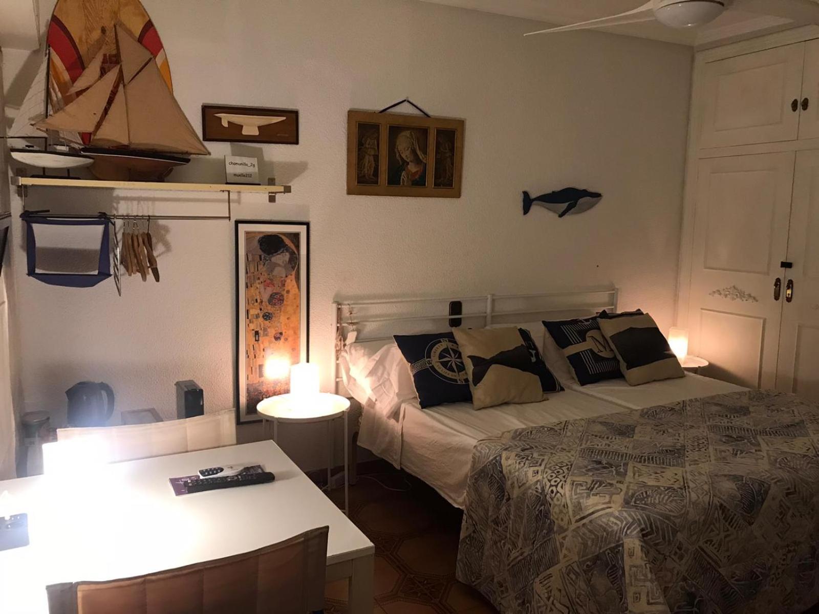 شقة Bed&Coffee - Habitacion En Vivienda Habitual سانتا بولا المظهر الخارجي الصورة